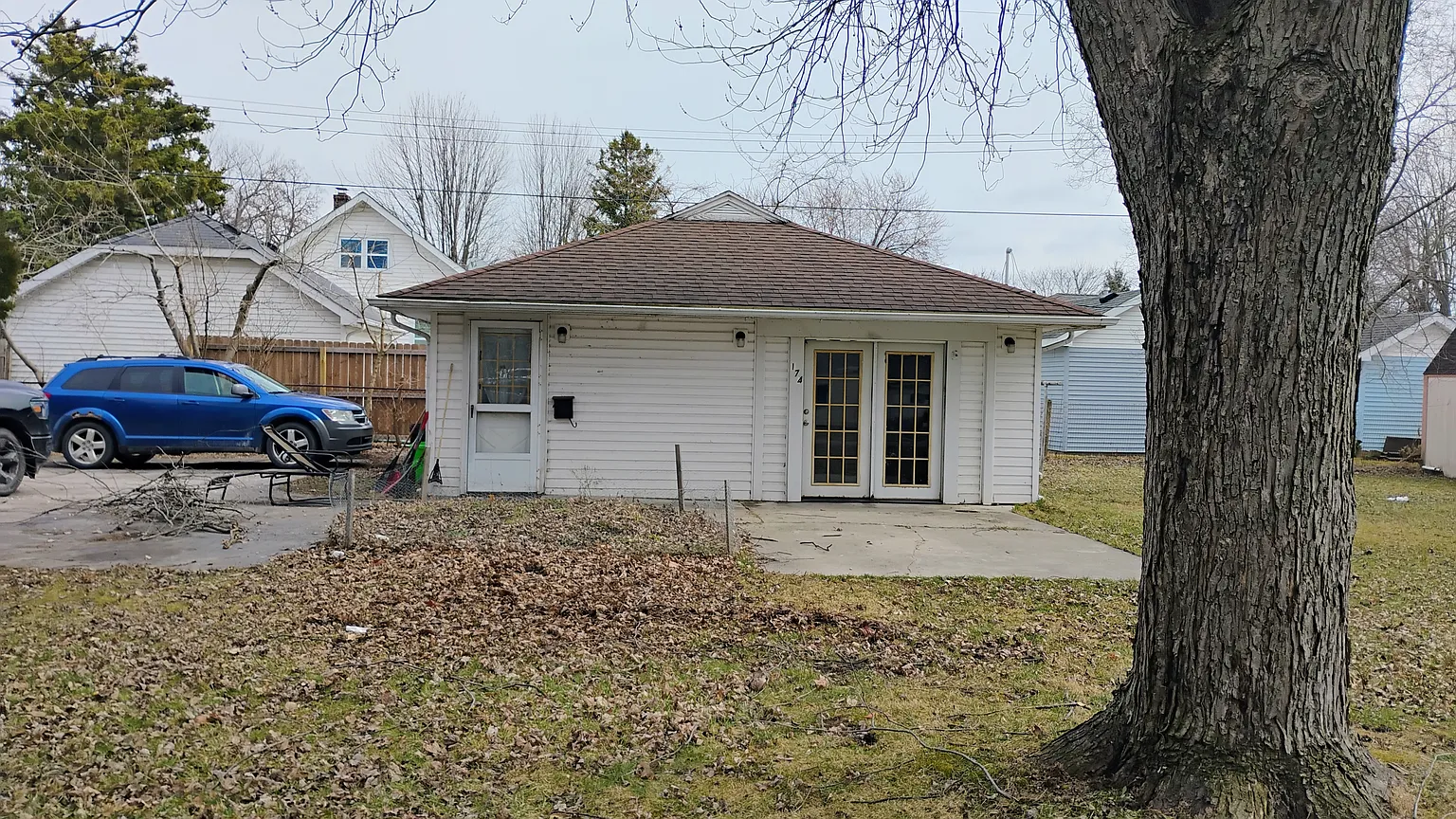 174 N 5th St photo 1