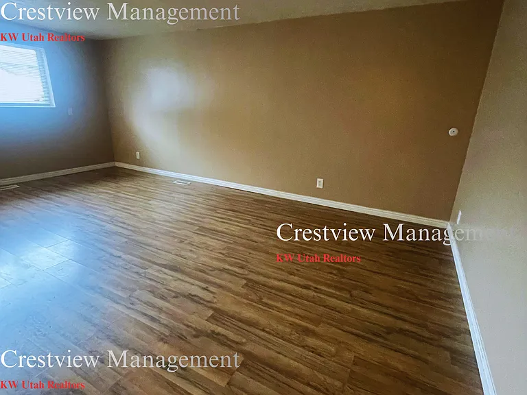Washington Terrace 8-Plex — Photo 10