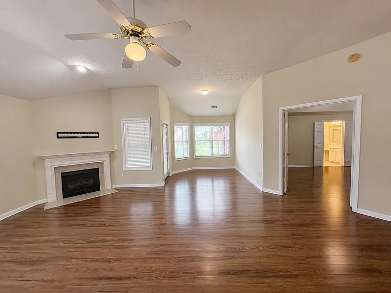 500 Liverpool Ct — Photo 23
