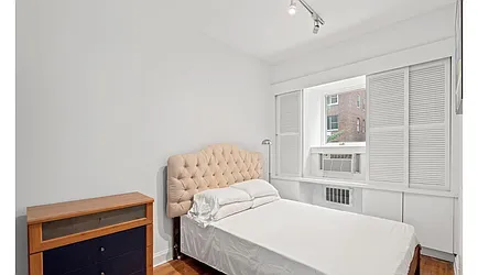 Rented by PocketBroker Inc