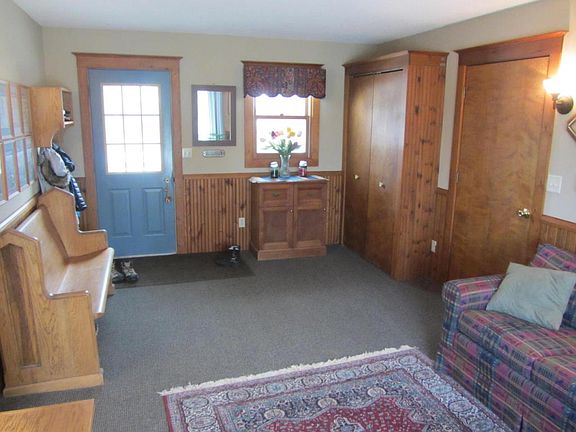 2nd image of 575 Shorewood Drive