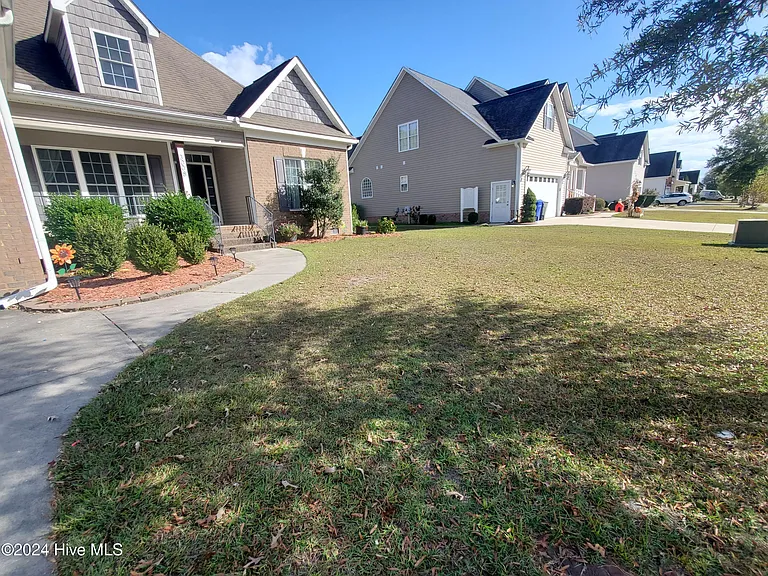 3008 Taberna Dr — Photo 2