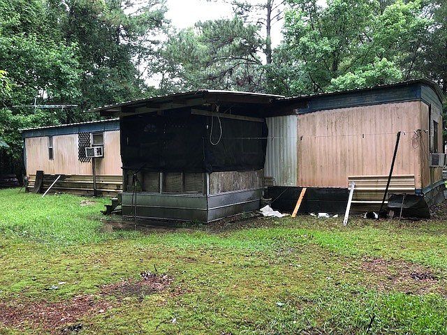 2nd image of 1074 W Union Rd