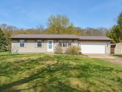 10564 N Riverview Dr, Plainwell, MI, 49080