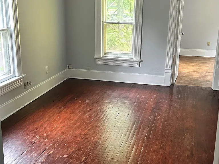594 Crosby St #2 — Photo 3