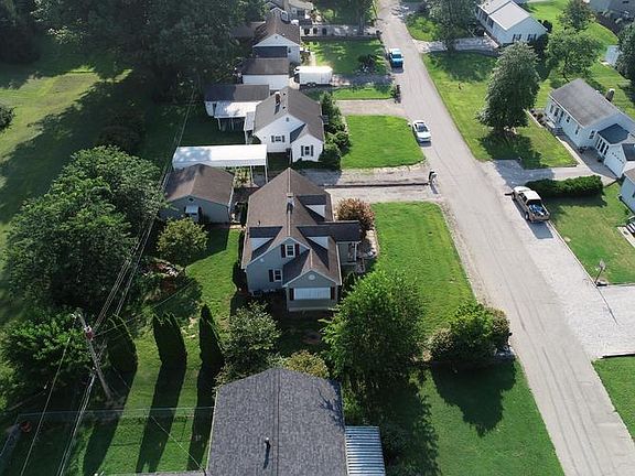 4th image of 519 Rosewood Dr