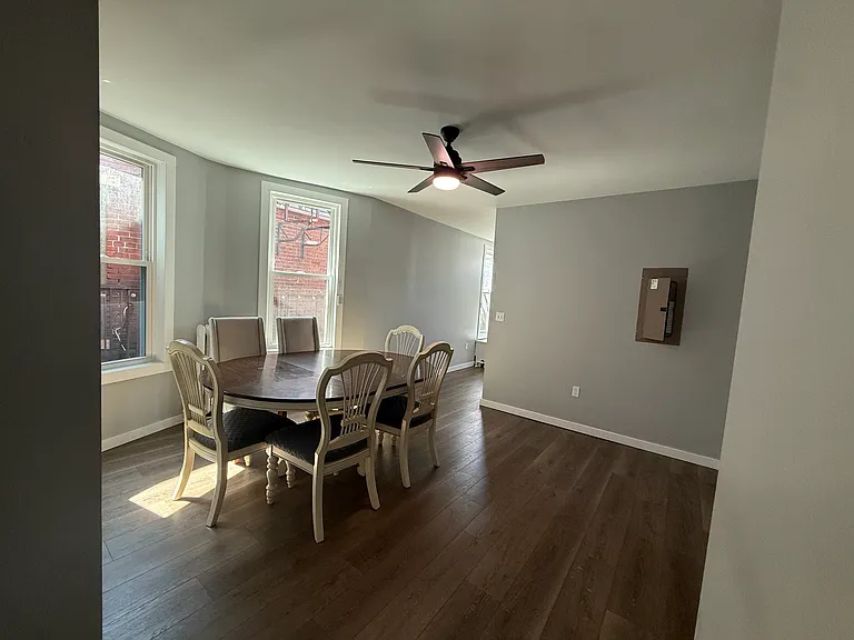266 Forster St #2 — Photo 4