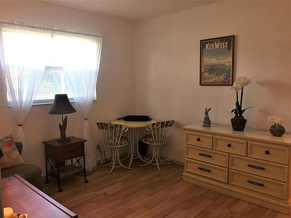 5th image of 700 SE 6th Ave APT 102
