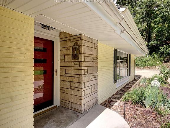 4th image of 1615 Woodvale Dr
