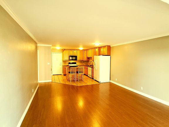 2nd image of 1121 N Albion St APT 509