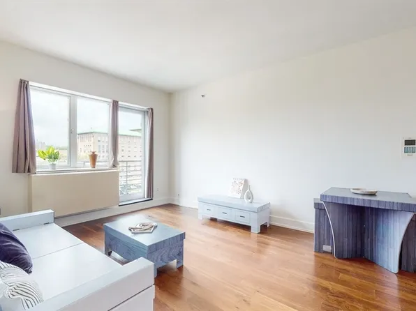 100 Maspeth Avenue image 1 of 26