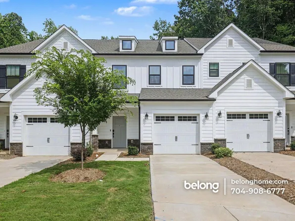 11408 Magpie Ct, Charlotte, NC 28215