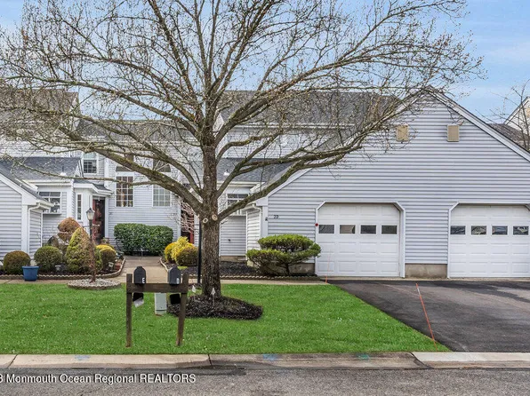 2D Truro Drive, Monroe, NJ 08831