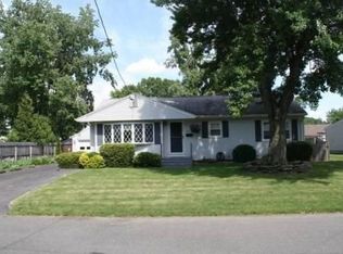 107 7th Ave, Chicopee, MA 01020