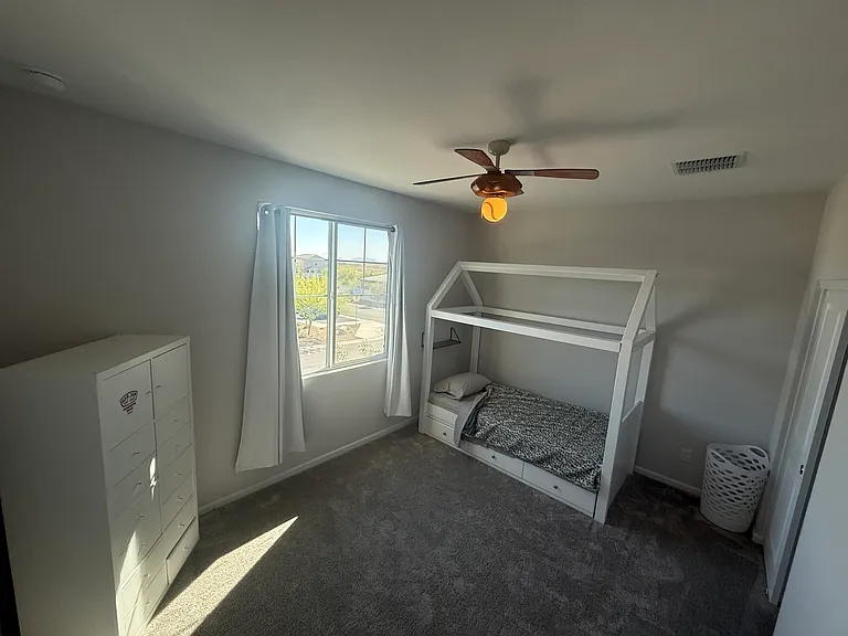 2562 E Boulder Ave — Photo 3