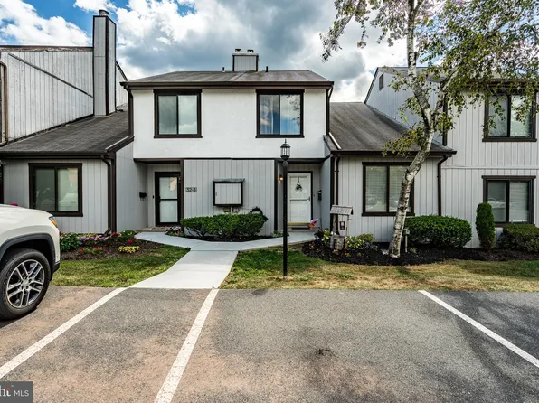 32 Water St, Reading, PA 19605