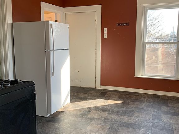 4th image of 632 S Lincoln Ave #2