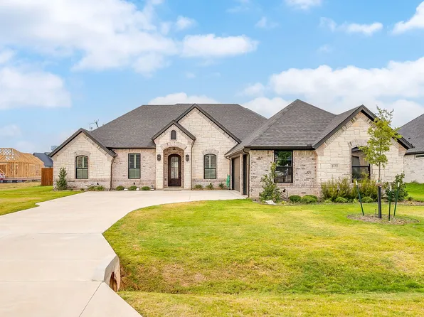 2172 Middlewood Cir, Granbury, TX 76049