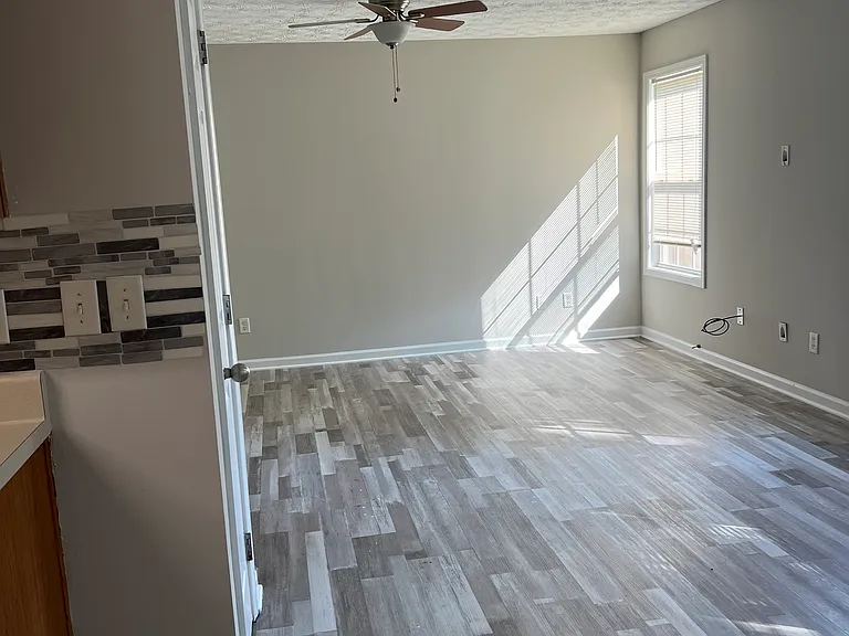 188 Alton Cir — Photo 6