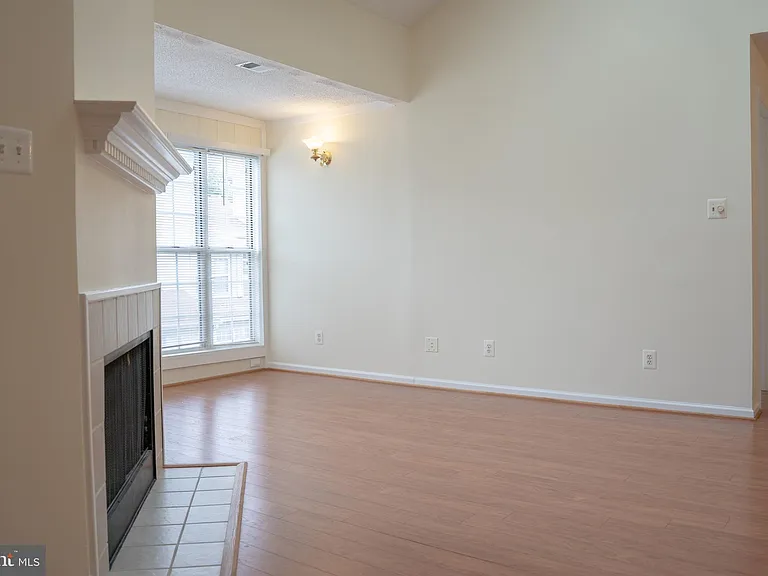 12101 Greenwood Ct #301 — Photo 13