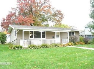 111 E Provost St, Lena, IL 61048