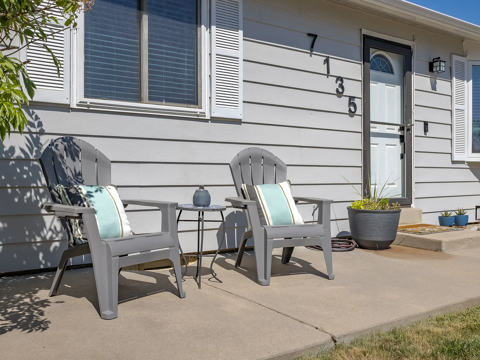 3 bed, 1913 sqft, $3,450 — Photo 2