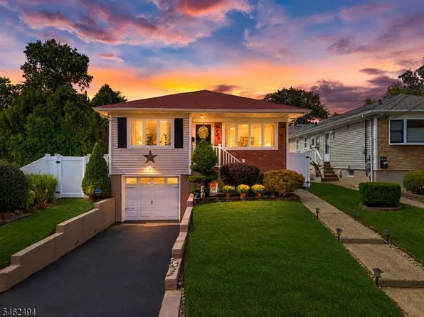 1446 Lambert St, Rahway City, NJ 07065