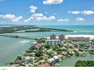 7940 Buccaneer Dr, Fort Myers Beach, FL 33931