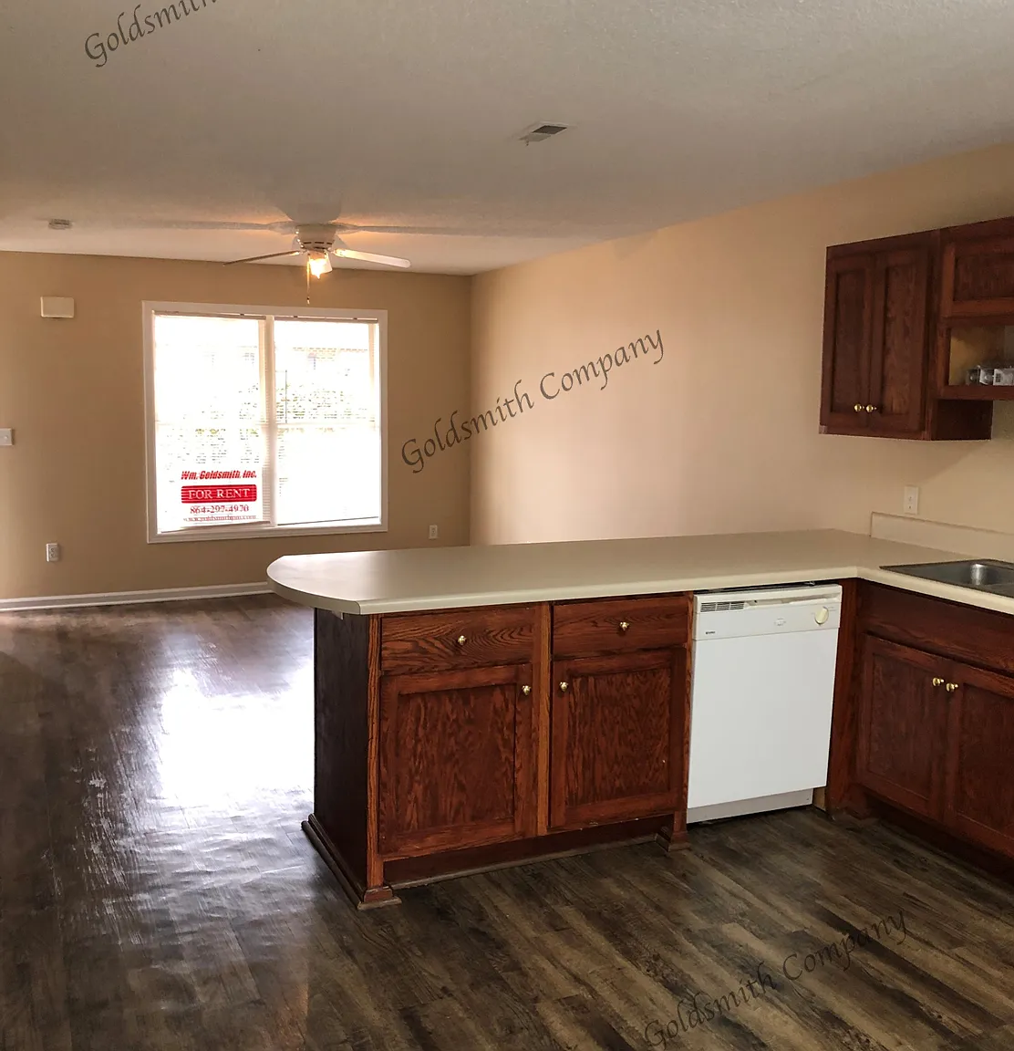 3 bed, 2.0 bath, 1100 sqft, $1,475 — Photo 2