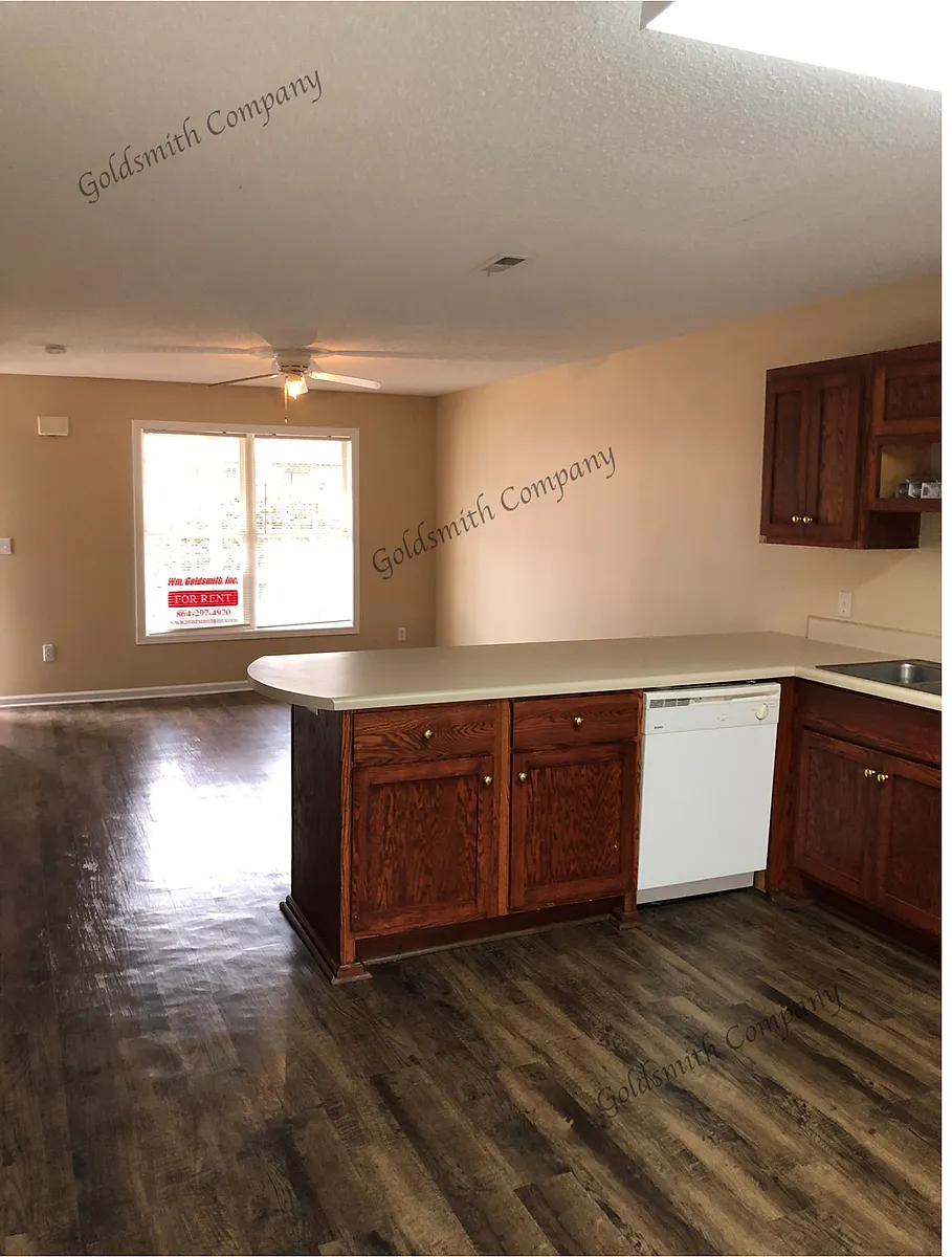 Building Photo - 209A Springfield Cir