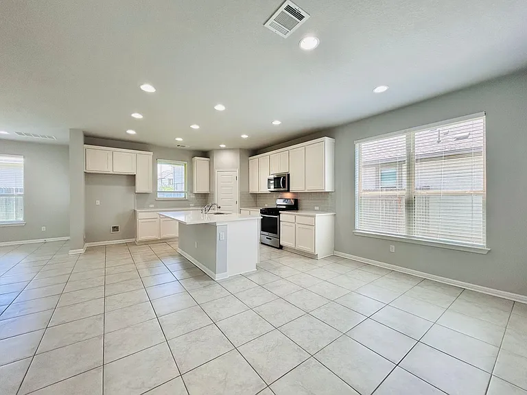 1156 Capra Ln — Photo 24