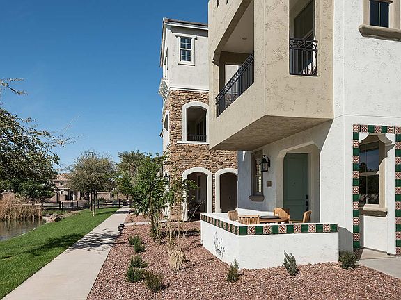 Residence 5X Model Patio