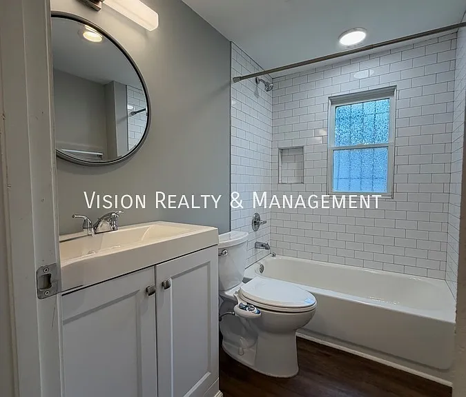 374 Paines Ave NW — Photo 18