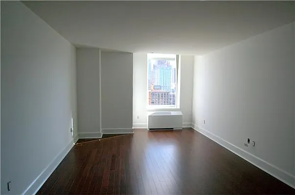 Rented by BLU Real Estate | media 53