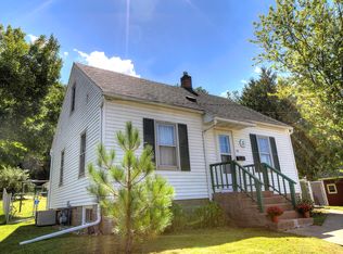 337 E 7th St, Red Wing, MN 55066