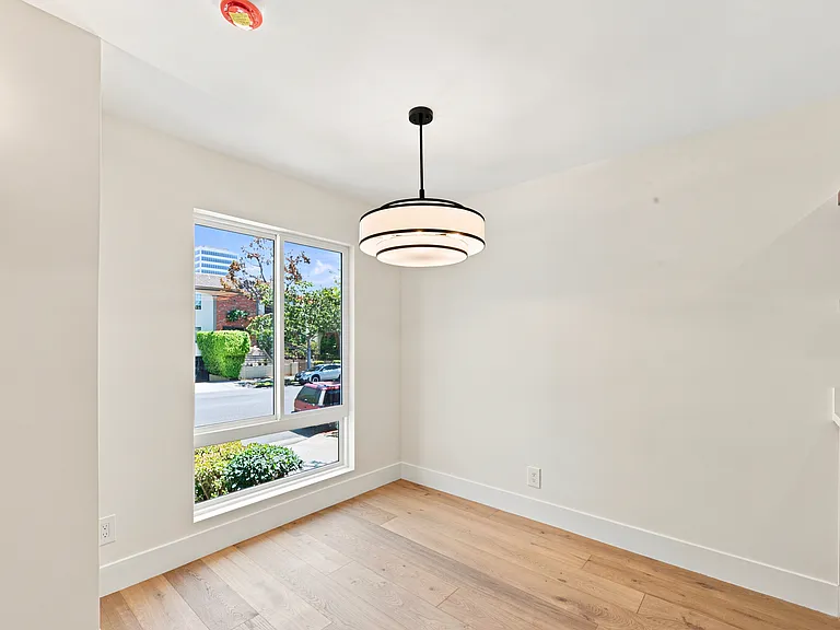 1228 Euclid St #1 — Photo 3