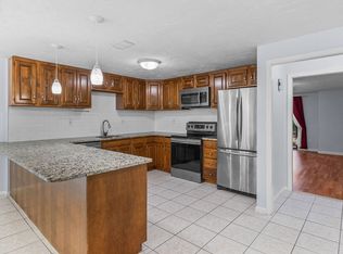194 Washington St APT E, Canton, MA 02021