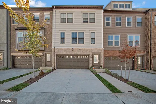 130 Capital Ct Photo 1