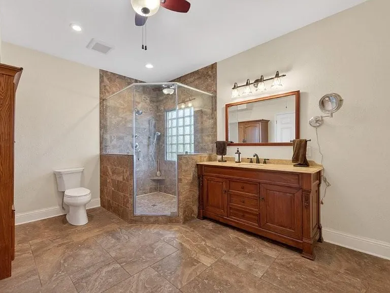 6610 Sprigg St — Photo 25