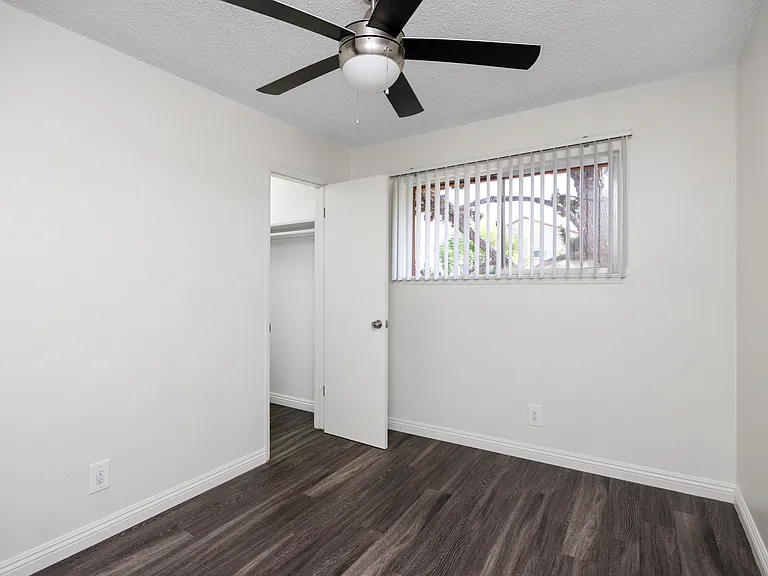 165 California St — Photo 15