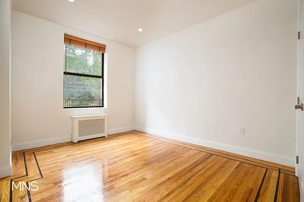 Rented by MNS Marketing | media 78