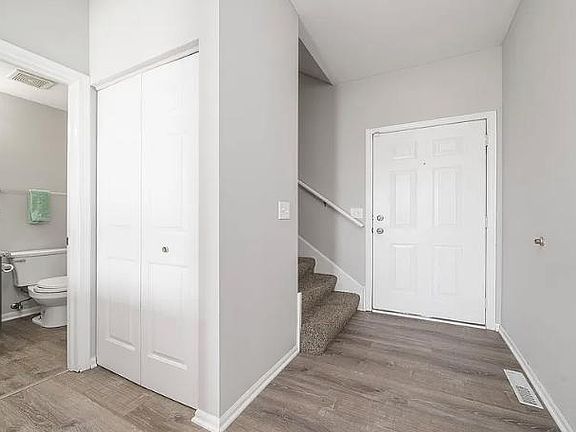 3rd image of 7321 Casey Dr