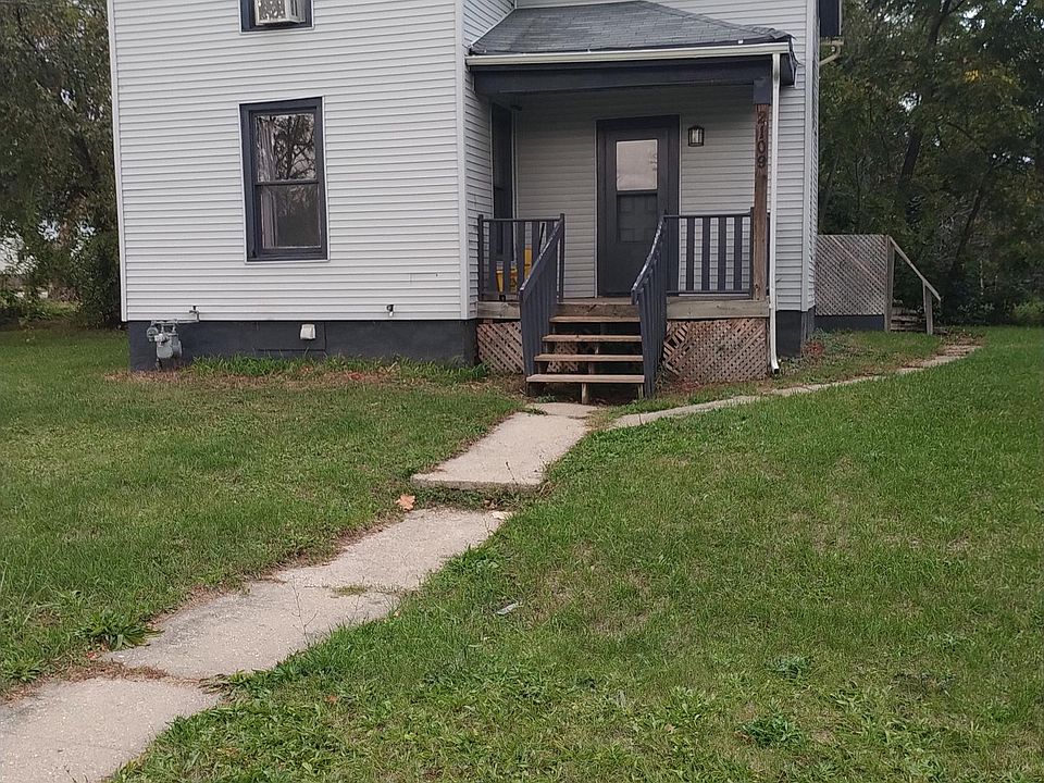 1st image of 2109 Preston St