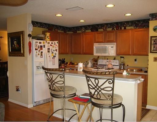2nd image of 8538 Edgewater Place Blvd