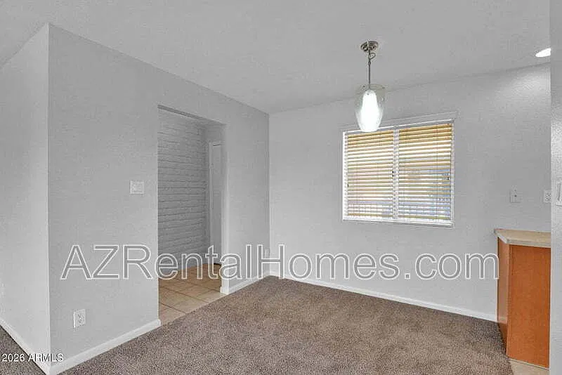 1 bed, 1.0 bath, 942 sqft, $1,199 — Photo 3