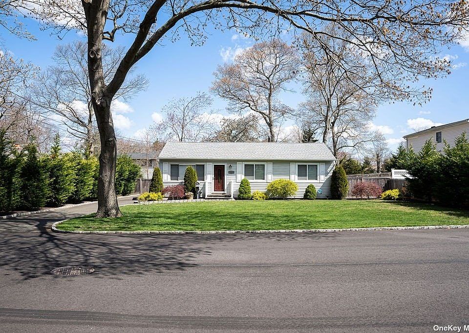 1009 Celia Street, West Islip, NY 11795 Zillow
