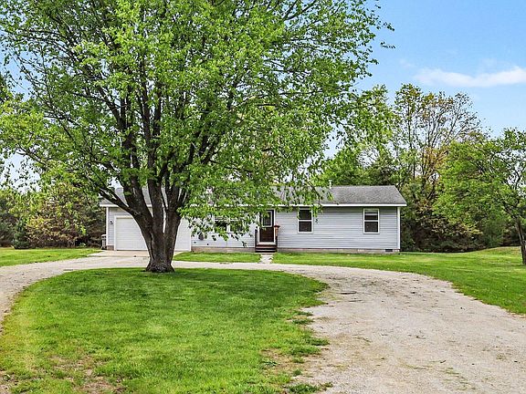 2nd image of 3449 Rich Rd