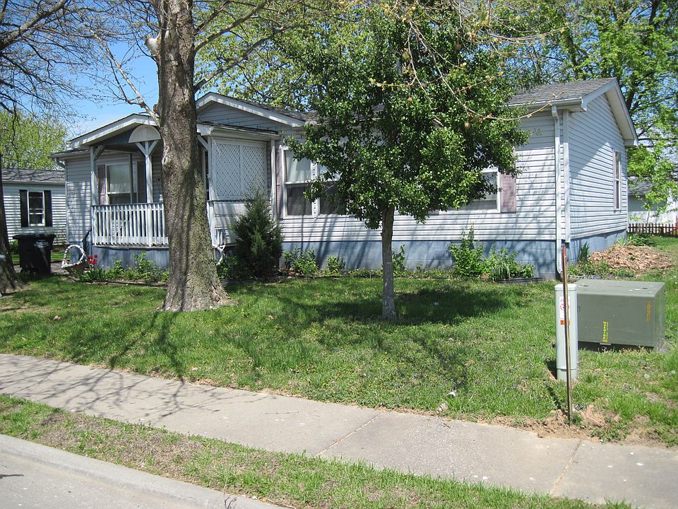 Front of house with porch
