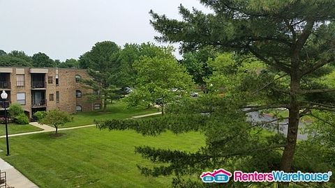 1st image of 24 Silverwood Cir APT 10