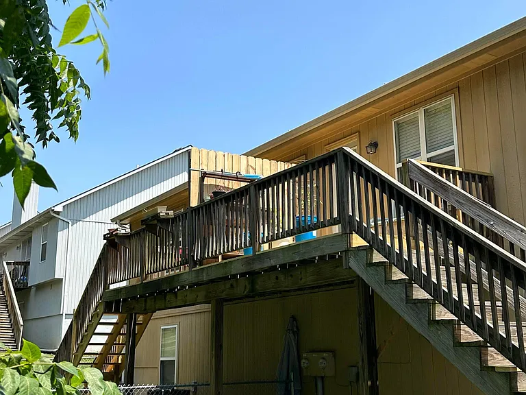 710 NW Scenic Ln — Photo 23